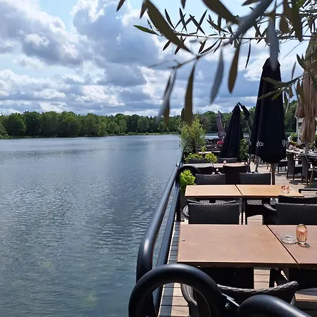 Vrijstaande Vakantiebungalow Met Optimale Privacy!! Ferienhaus Rekem